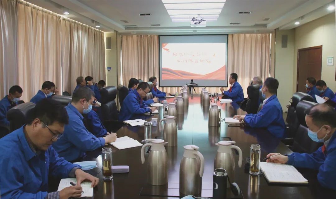 中國船舶風(fēng)帆公司黨委理論學(xué)習中心組組織2022年第四次集體學(xué)習